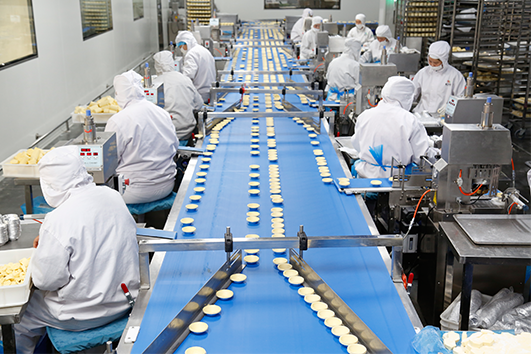 江西鑫萬來食品 現代廠房展現烘焙新實力，互聯網思維引領銷售新風尚